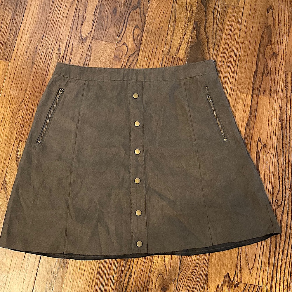 Francesca’s Suede Skirt-Forest Green